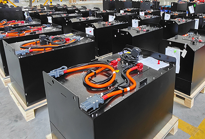 叉車鉛酸電池和鋰離子電池哪個更好？