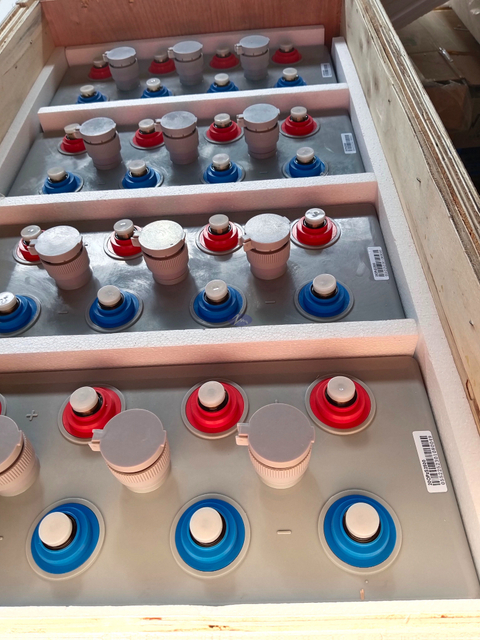 洪水鉛酸管狀VRLA OPZS電池2V 2000 AH